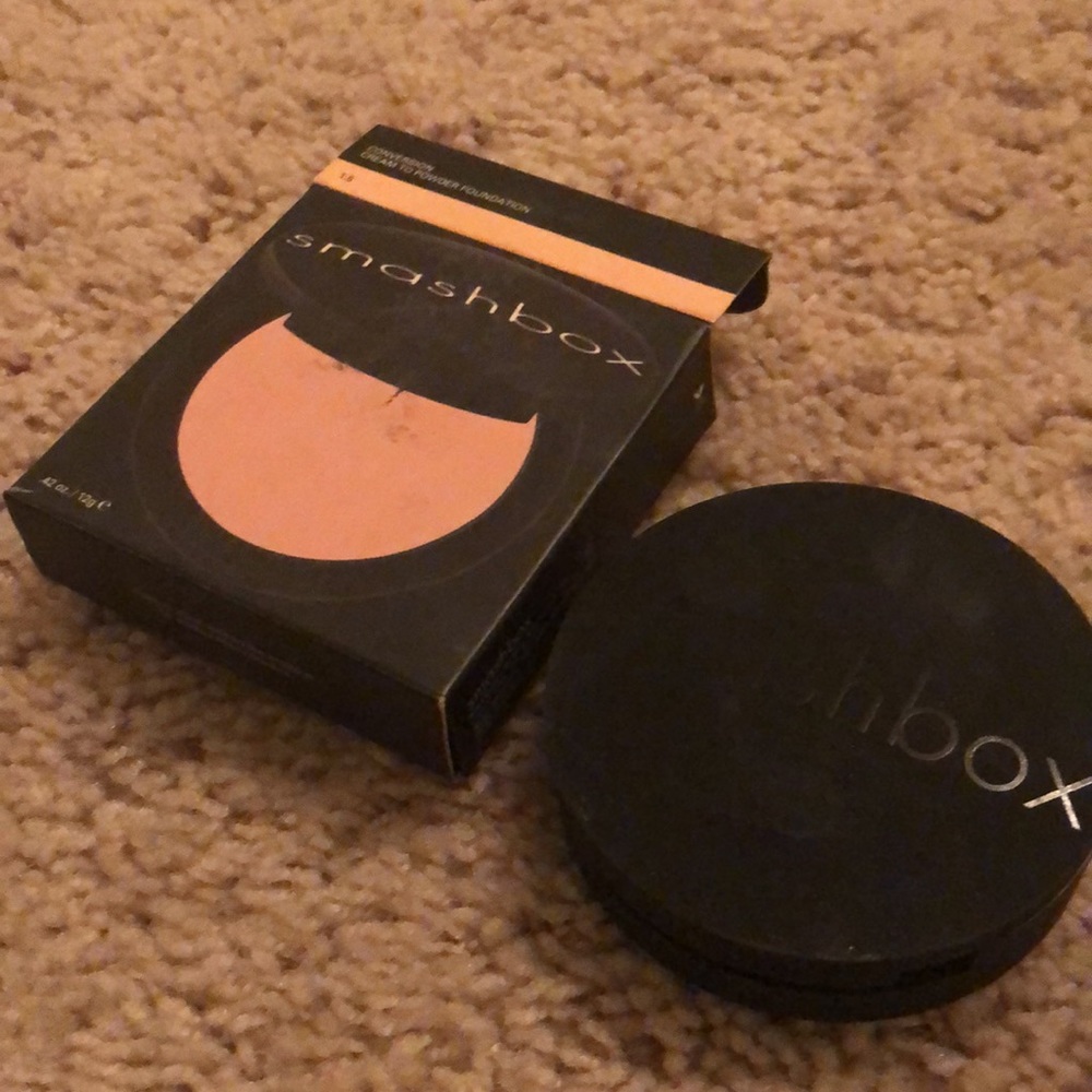 Smashbox cream to powder foundation 1.5 Still in box - Picture 1 of 7